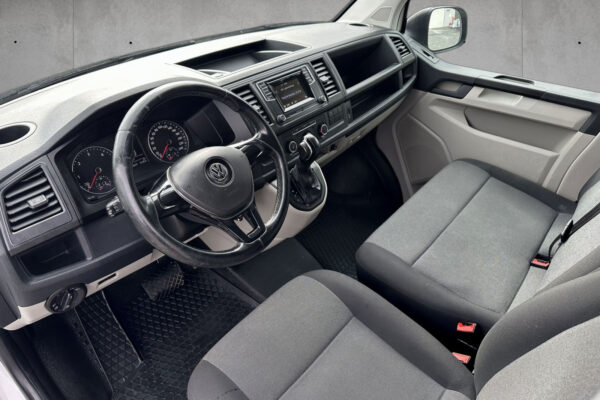 Volkswagen Transporter 2.0tdi 2017 – Image 6
