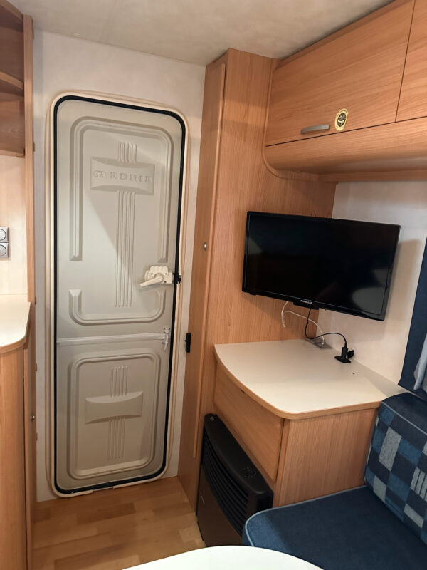 Adria Altea 462 2008 – Image 21