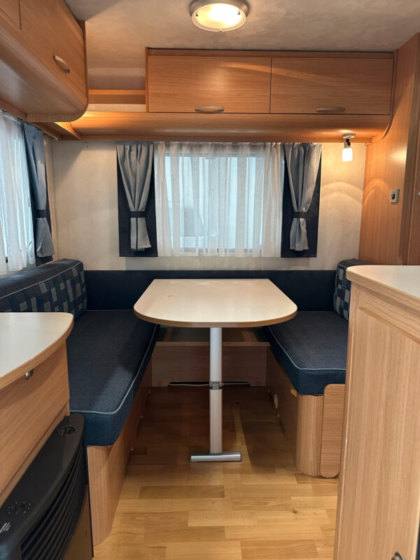 Adria Altea 462 2008 – Image 5