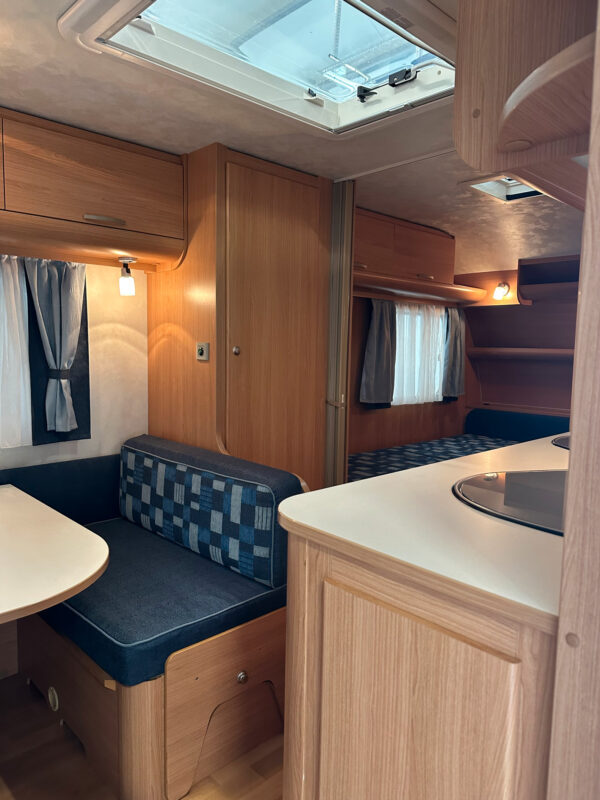 Adria Altea 462 2008 – Image 8