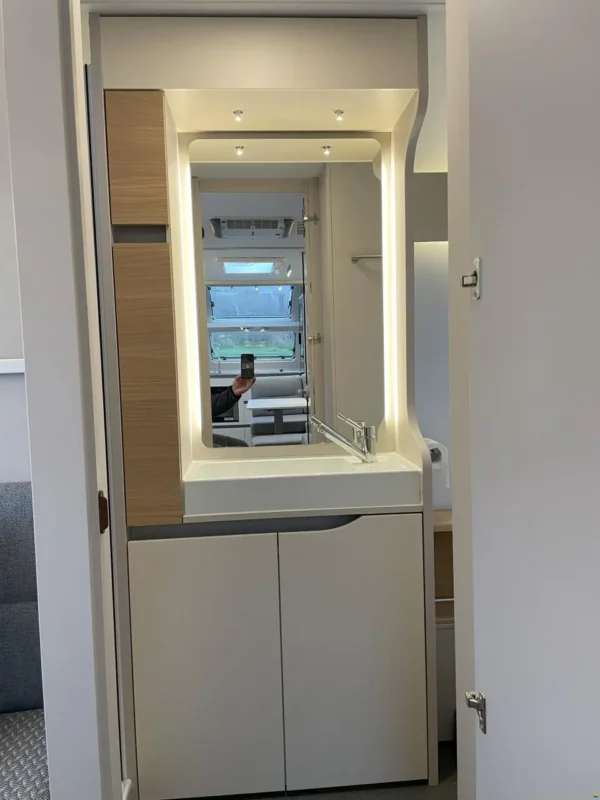 Adria Adora 613 HT 2024 – Image 2