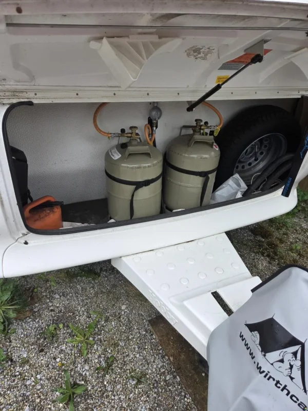Hobby 410 SFe 2007 – Image 12
