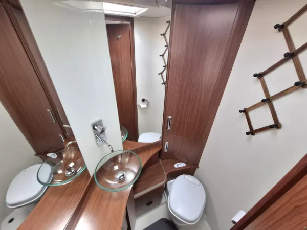 Hymer ERIBA Nova S 670 DB 2010 – Image 5