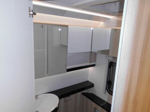 Hobby De Luxe 460 SFf 2025 – Image 2